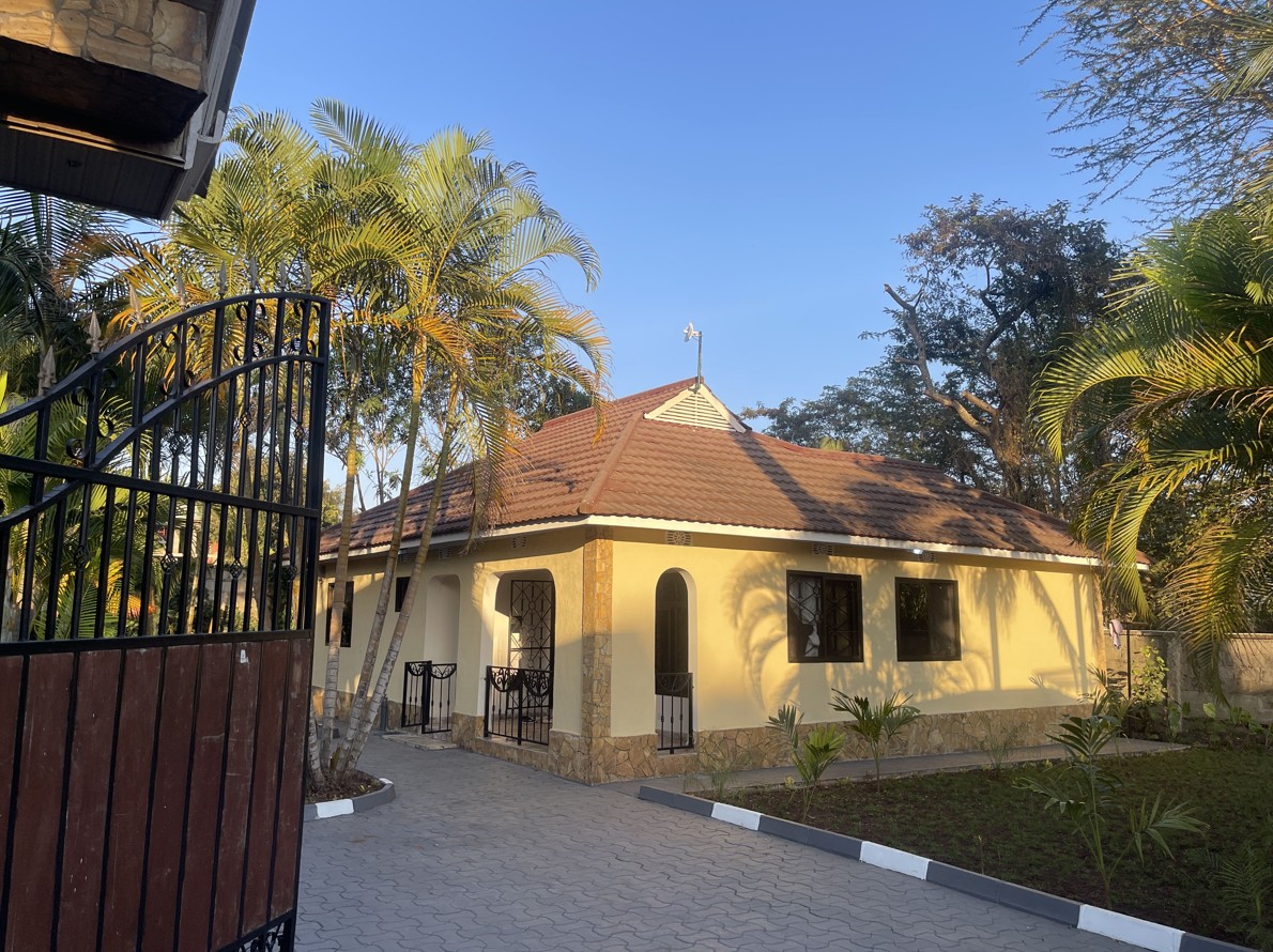 Arusha House Front View